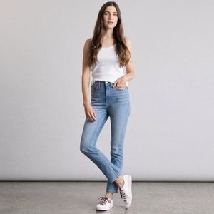 Elizabeth & James High Rise Vintage Straight Jeans size 8 / 29